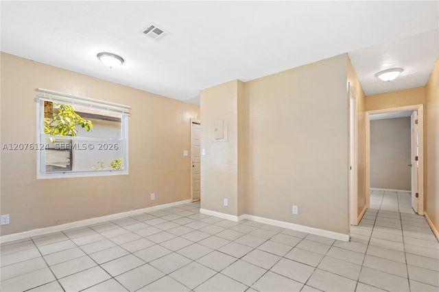 1022 NW 6th Ave, Fort Lauderdale, FL 33311