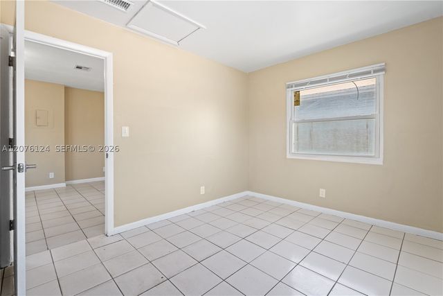 1022 NW 6th Ave, Fort Lauderdale, FL 33311
