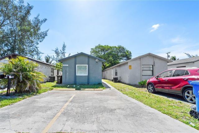 1022 NW 6th Ave, Fort Lauderdale, FL 33311