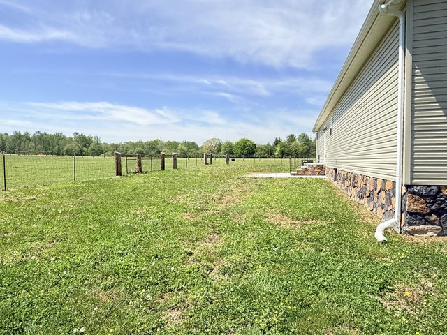 1151 Hurricane Rd, Tullahoma, TN 37388