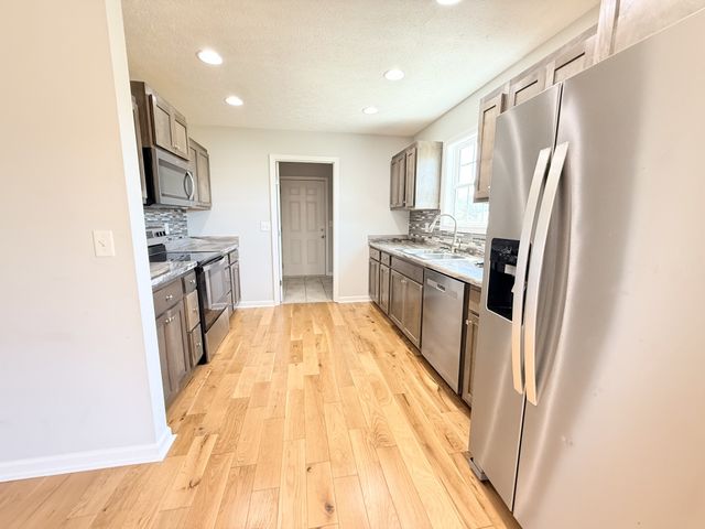 1151 Hurricane Rd, Tullahoma, TN 37388