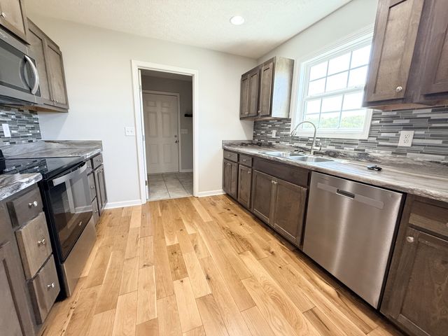 1151 Hurricane Rd, Tullahoma, TN 37388