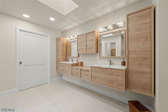 15685 Carriedale LN, Fort Myers, FL 33912