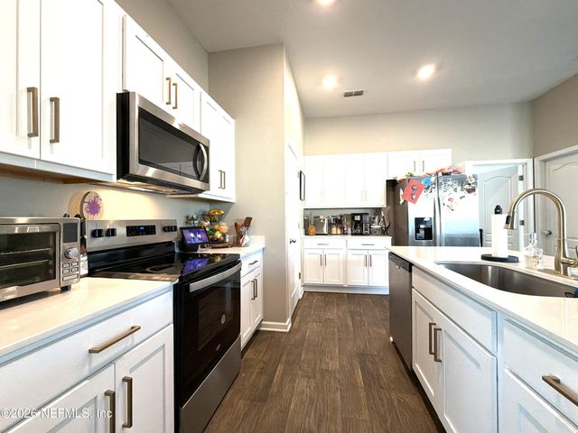 12543 RUBBER FIG Terrace, Jacksonville, FL 32218