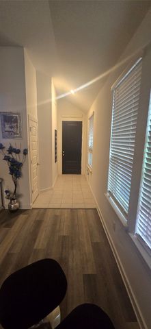 3905 Ford Drive, Heartland, TX 75126