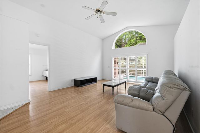 14990 HIDDEN OAKS CIRCLE, Clearwater, FL 33764