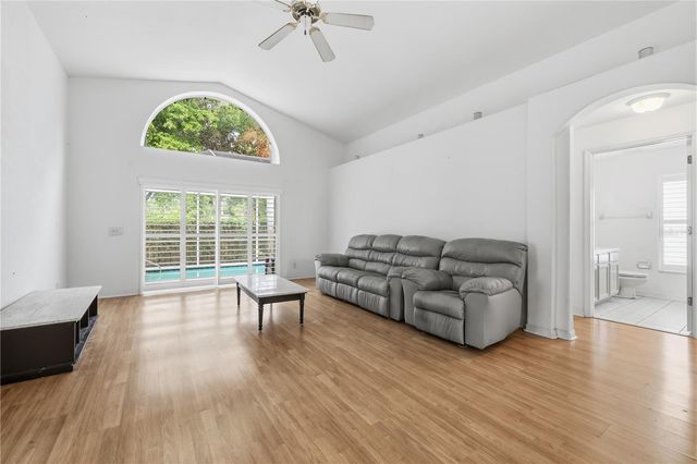14990 HIDDEN OAKS CIRCLE, Clearwater, FL 33764