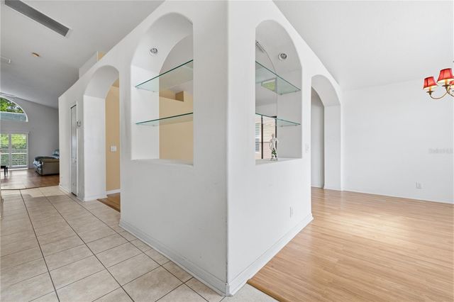 14990 HIDDEN OAKS CIRCLE, Clearwater, FL 33764