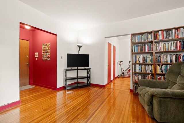 1408 Commonwealth Ave 8-11, Boston, MA 02134