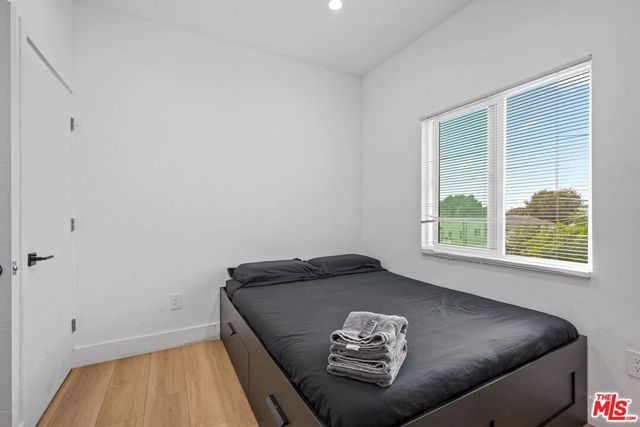 1842 S Sycamore Avenue, Los Angeles, CA 90019