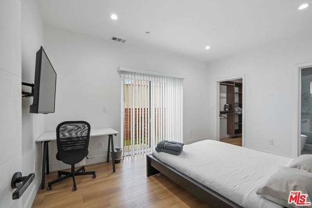 1842 S Sycamore Avenue, Los Angeles, CA 90019