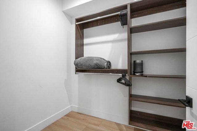 1842 S Sycamore Avenue, Los Angeles, CA 90019