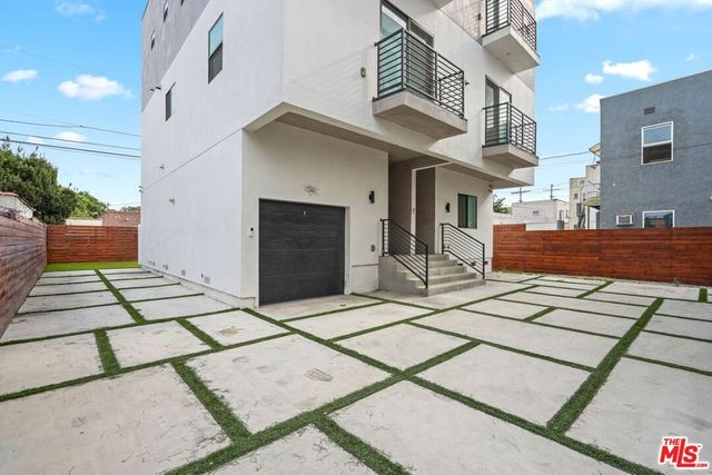 1842 S Sycamore Avenue, Los Angeles, CA 90019