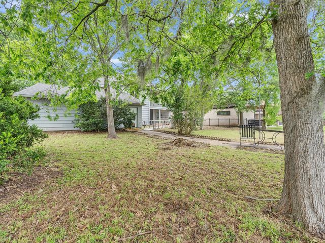 3054 La Quinta Drive, Missouri City, TX 77459