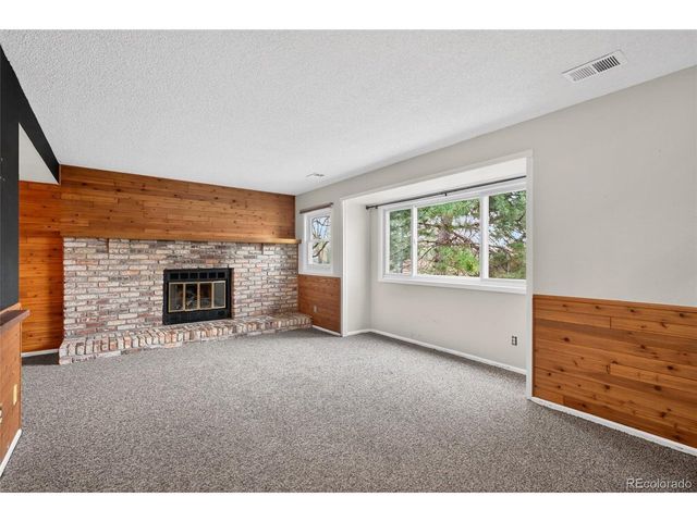 9992 Hoyt Pl, Broomfield, CO 80021