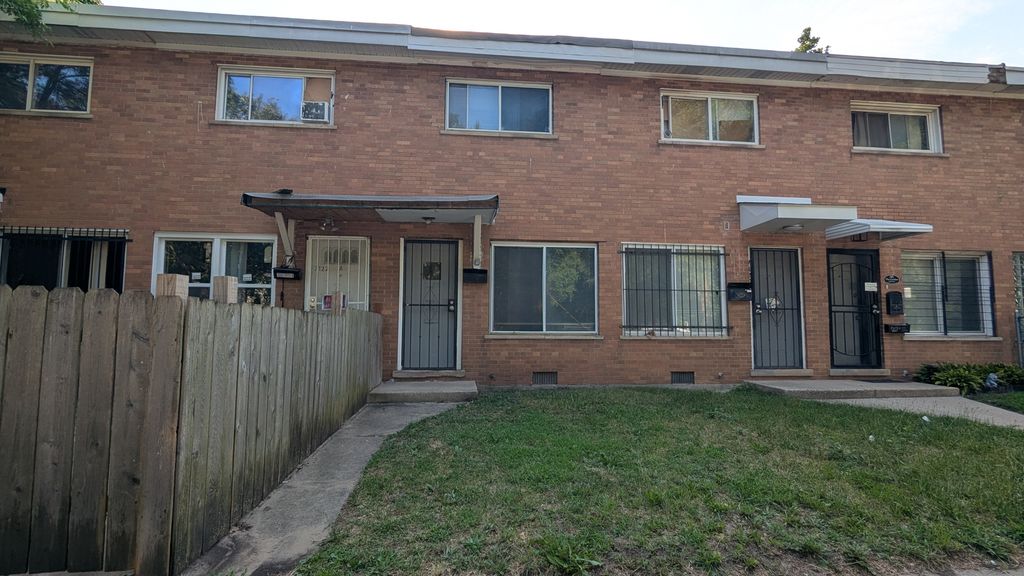 7122 S Parnell Avenue B, Chicago, IL 60621