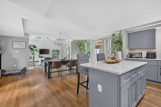 42 Epping Street 4, Lowell, MA 01852
