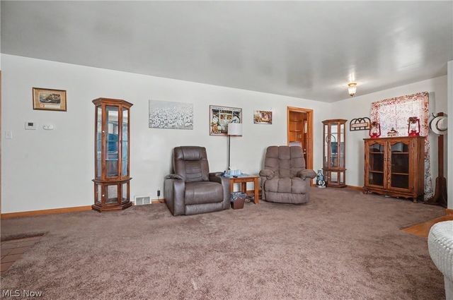 1540 Lilly Lane, Alliance, OH 44601