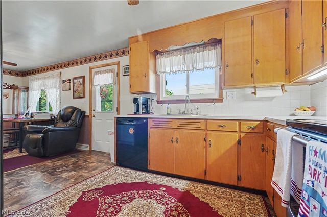 1540 Lilly Lane, Alliance, OH 44601