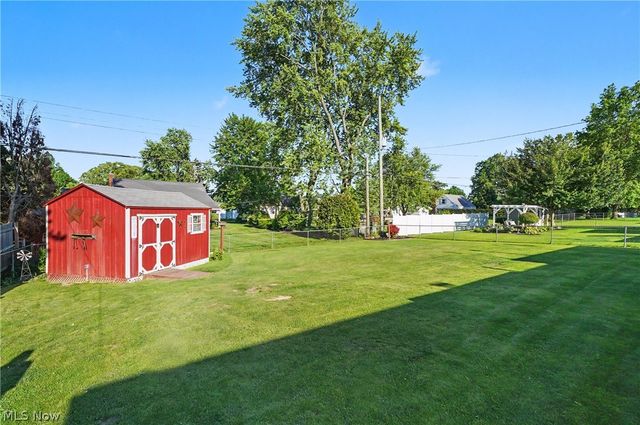 1540 Lilly Lane, Alliance, OH 44601