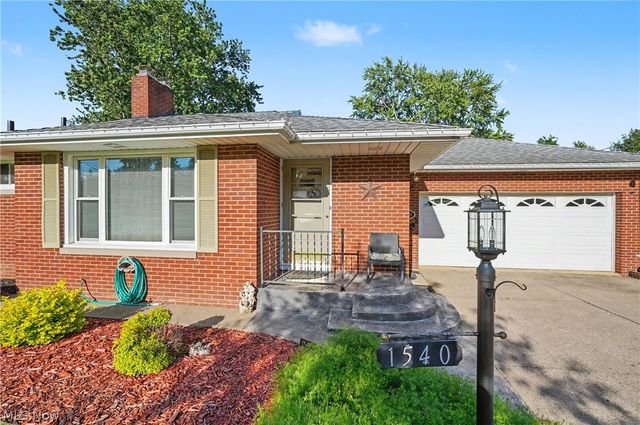 1540 Lilly Lane, Alliance, OH 44601
