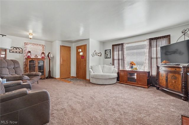 1540 Lilly Lane, Alliance, OH 44601