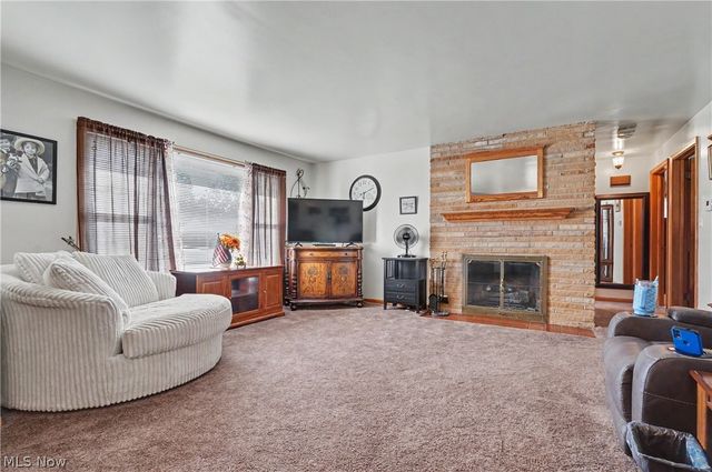 1540 Lilly Lane, Alliance, OH 44601