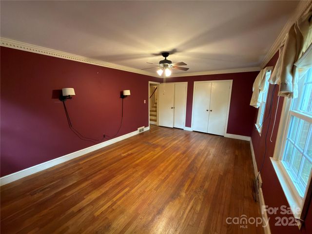 108 Pinehurst Lane, Newton, NC 28658