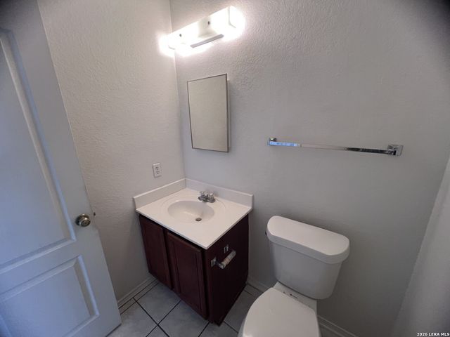 6211 MEANDERING TRL, Converse, TX 78109