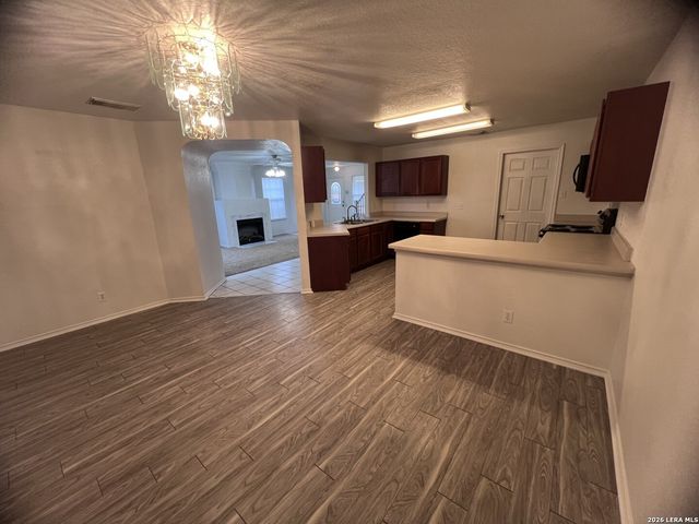 6211 MEANDERING TRL, Converse, TX 78109