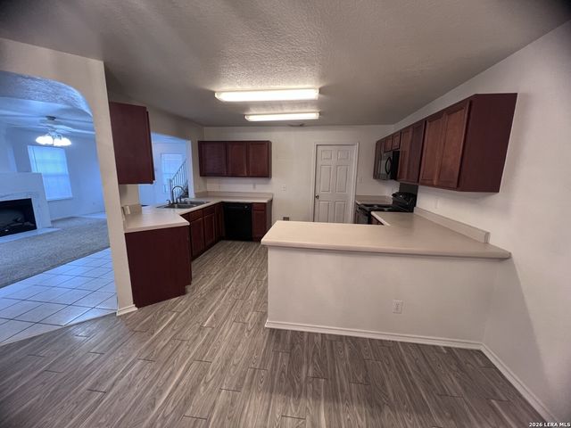 6211 MEANDERING TRL, Converse, TX 78109