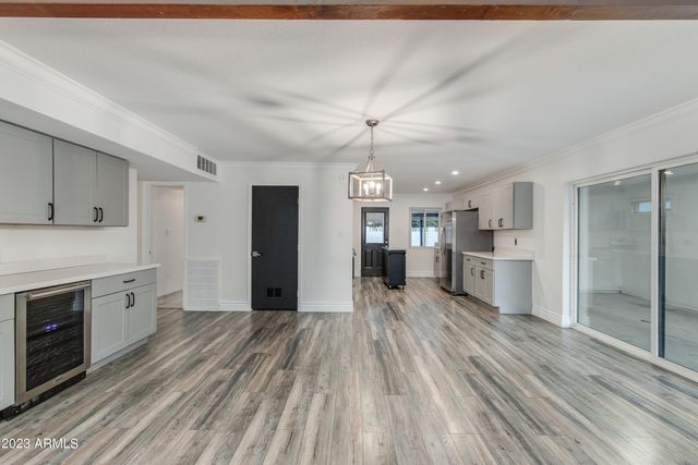 8719 E RANCHO VISTA Drive, Scottsdale, AZ 85251