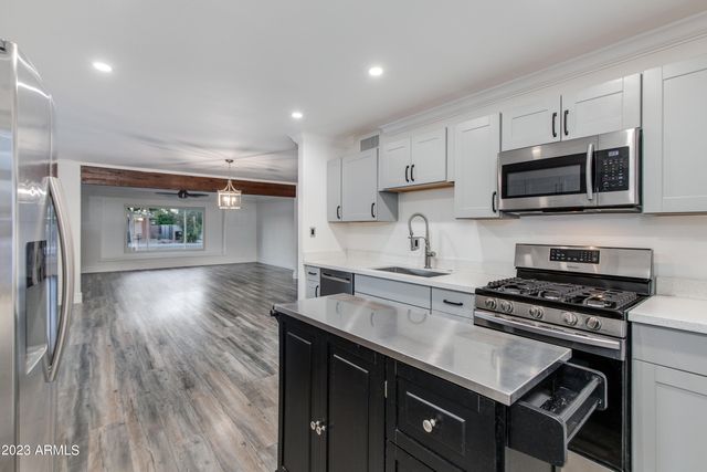 8719 E RANCHO VISTA Drive, Scottsdale, AZ 85251