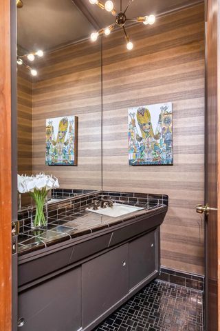 6318 E Valley Rd, Nashville, TN 37205