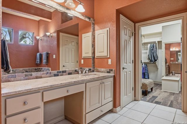 329 Wild Turkey, Boerne, TX 78006