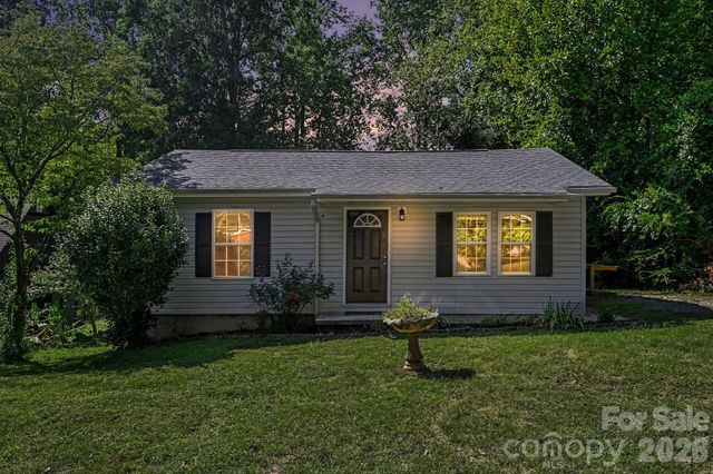 925 S Chestnut Street, Gastonia, NC 28054