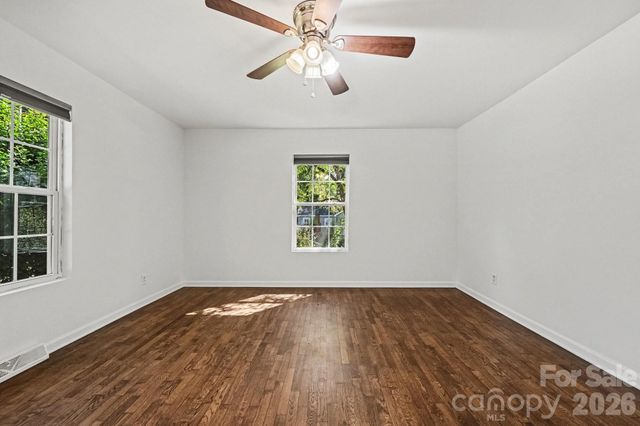 925 S Chestnut Street, Gastonia, NC 28054