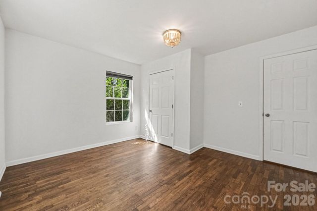 925 S Chestnut Street, Gastonia, NC 28054