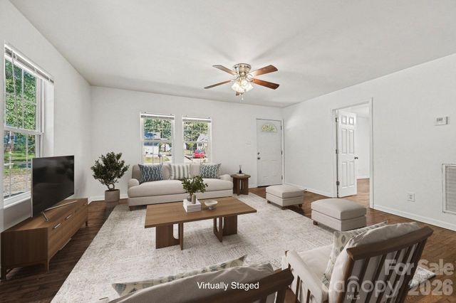 925 S Chestnut Street, Gastonia, NC 28054
