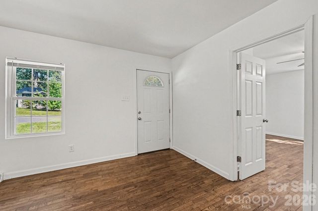 925 S Chestnut Street, Gastonia, NC 28054