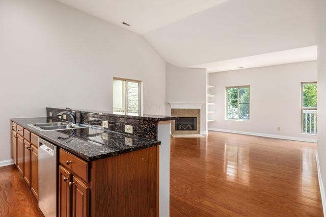 1784 Ridgecliff Road, Upper Arlington, OH 43221