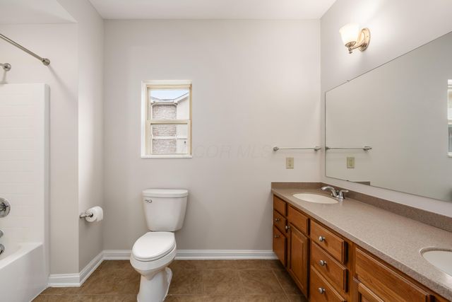 1784 Ridgecliff Road, Upper Arlington, OH 43221