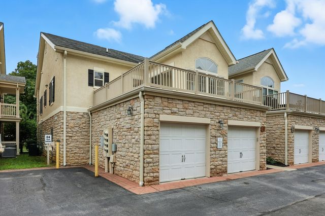 1784 Ridgecliff Road, Upper Arlington, OH 43221