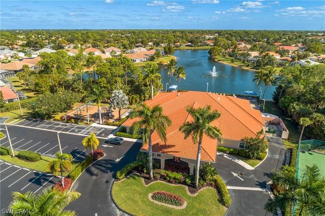 7820 Sandpine CT 2304, Naples, FL 34104