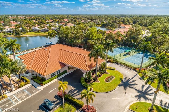 7820 Sandpine CT 2304, Naples, FL 34104