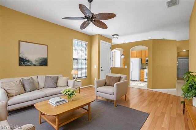 7820 Sandpine CT 2304, Naples, FL 34104