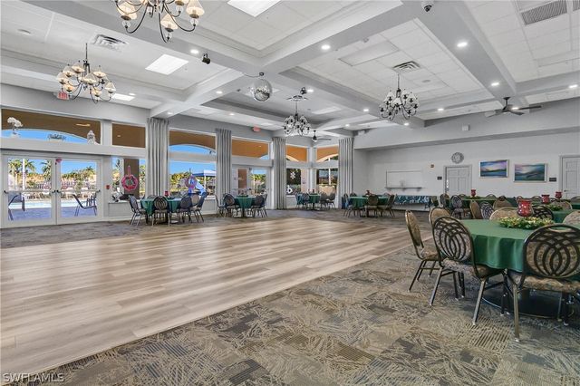 7820 Sandpine CT 2304, Naples, FL 34104