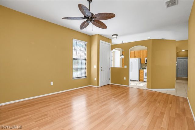 7820 Sandpine CT 2304, Naples, FL 34104