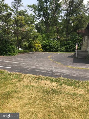 85-87 W MAIN ST, Leola, PA 17540