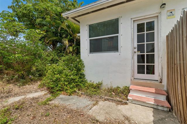 1500 30TH AVENUE N, St Petersburg, FL 33704